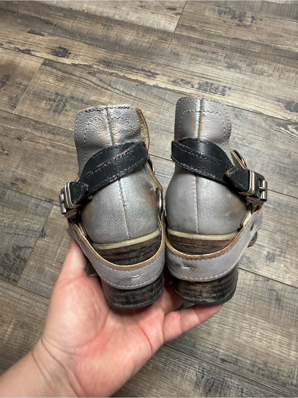 Freebirds Mystic Metallic Silver Western-Inspired Ankle Booties Buckle Size 6 - Picture 7 of 13